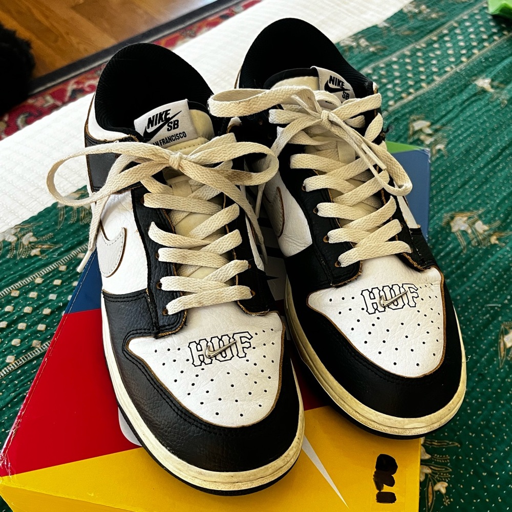 NIKE SB Dunk Low HUF “San Francisco”